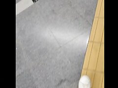 5days Sizzling Kinky Wife Thrills Crowd in Explicit Live Porn Show