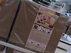 11112177774440086667575 Sizzling Tanned Japanese Babe in Sexy Bikini Gets Super Naughty