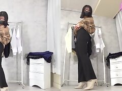 bb004-01 Sizzling Babe Teases You Seductively With Killer Titties