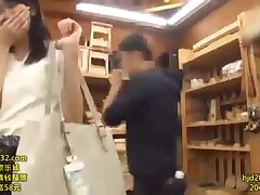 DASD-482 Hot Delivery Chick Teases Him Seductively Before Steamy Sex