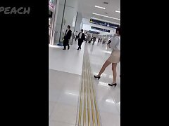 skypeach3 Japanese Beauty Explores Her Wet Pleasure Spot Intensely